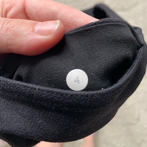 Lululemon Reversible Leggings - Picture 5 of 5